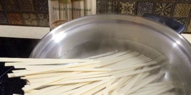 лапша удон с курицей терияки