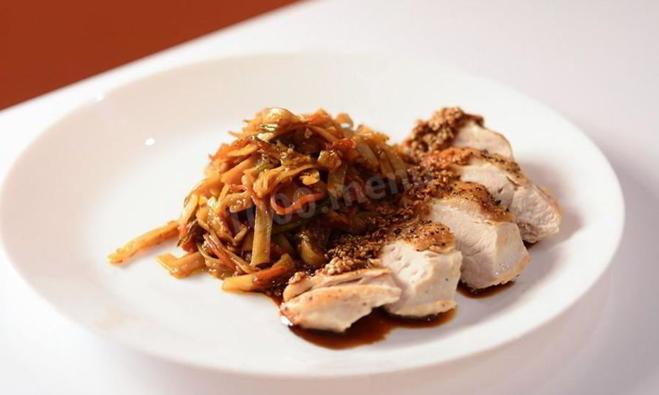 Рецепт лапша удон с овощами под кунжутным соусом с куриной грудкой