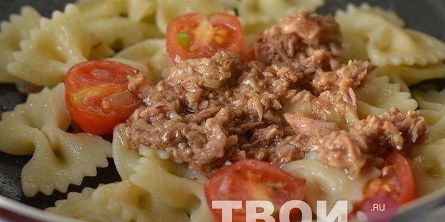 быстрая паста с консервированным тунцом