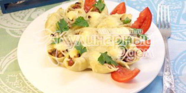 фаршированные ракушки с грибами и ветчиной