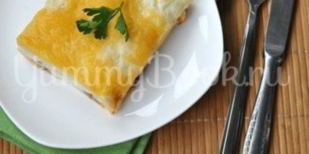 каннеллони с мясом под соусом бешамель