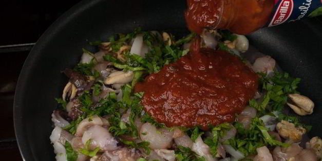 мафальдине, запеченные в фольге