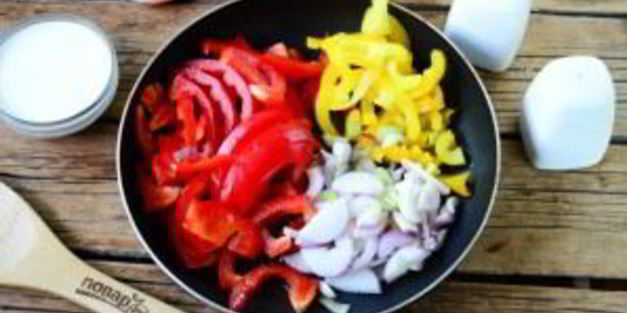 макароны пенне с курицей по-мексикански