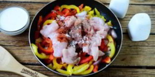 макароны пенне с курицей по-мексикански