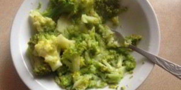 макароны с соусом из брокколи и креветками