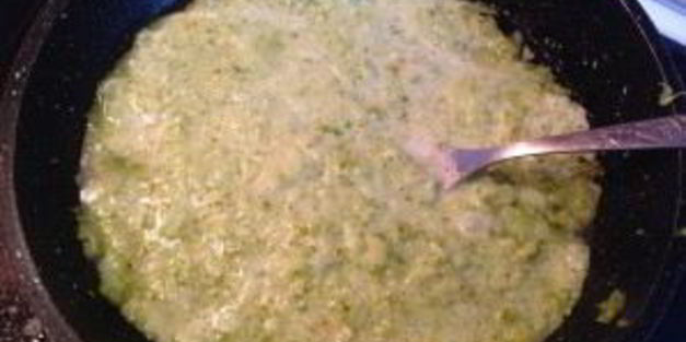 макароны с соусом из брокколи и креветками