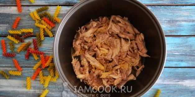 макароны с тушенкой в мультиварке