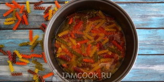 макароны с тушенкой в мультиварке