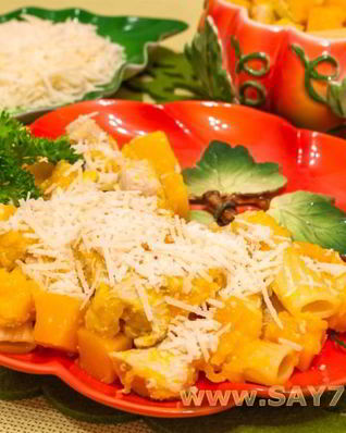 Макароны с тыквой и филе индейки