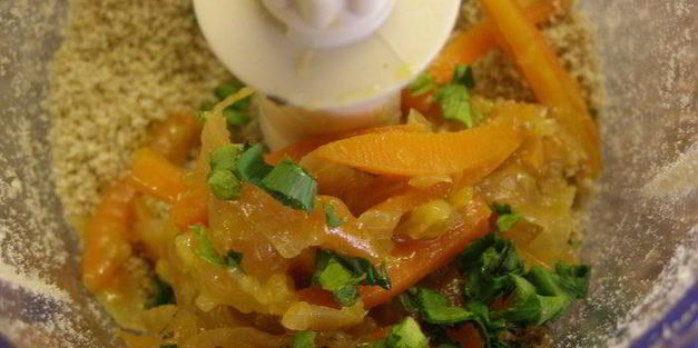 паста из баклажана с семечками