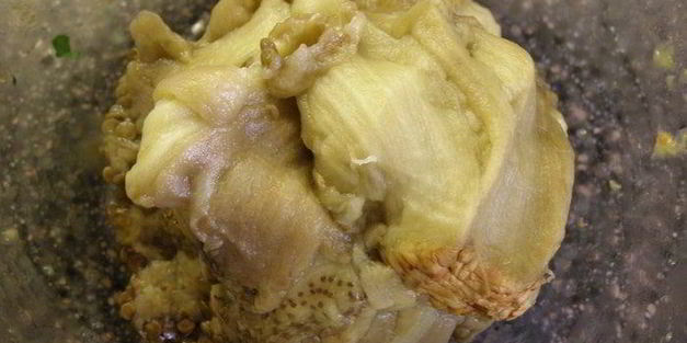 паста из баклажана с семечками