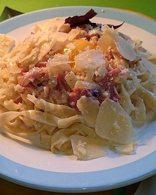 Паста карбонара со сливками