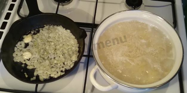 паста карбонара со сливками