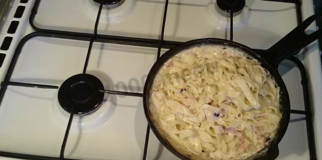 паста карбонара со сливками