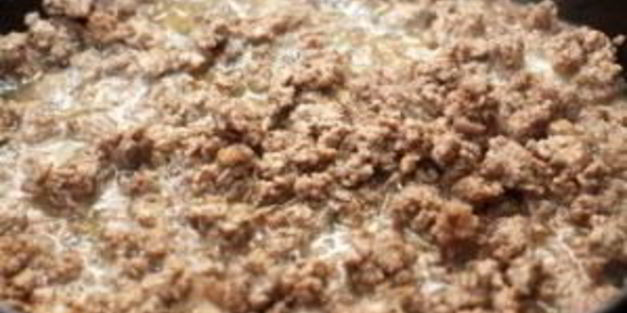 паста под соусом болоньезе