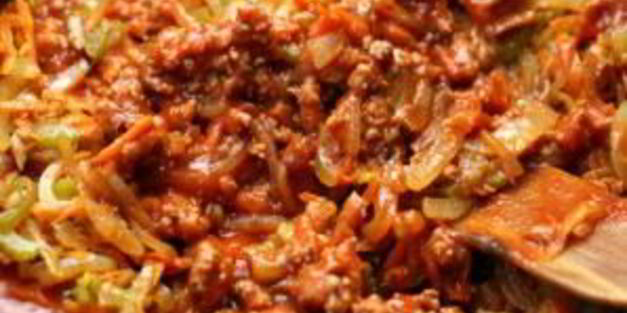 паста под соусом болоньезе