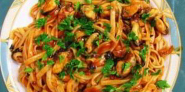паста под томатным соусом