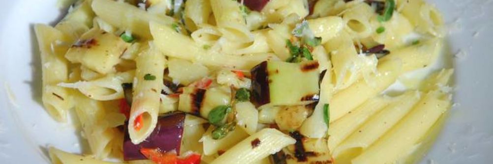 Паста с баклажаном и чили