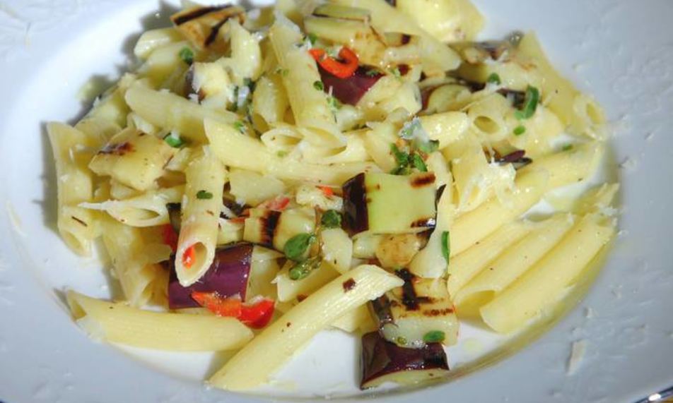 Рецепт паста с баклажаном и чили