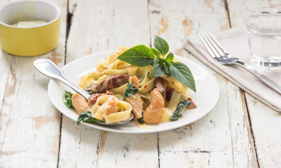 Рецепт паста с курицей и соусом из цветной капусты