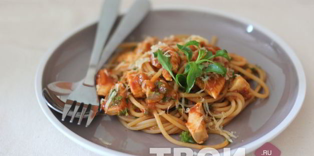 паста с курицей в томате