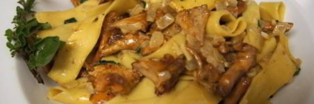 Паста с лисичками