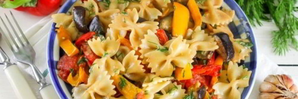 Паста с овощами в сливочном соусе