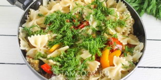 паста с овощами в сливочном соусе