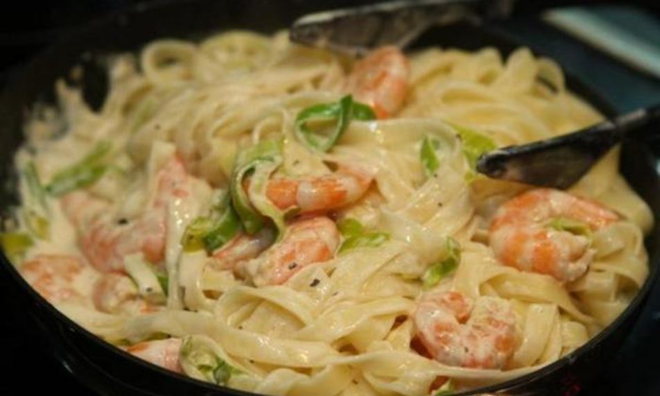 Рецепт паста с сыром и креветками