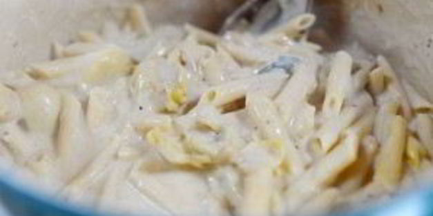 паста со шпинатом и артишоками