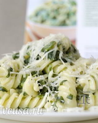 Паста со шпинатом и рикоттой
