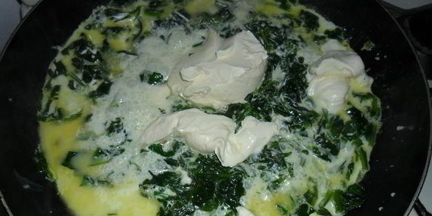 паста со шпинатом и сыром филадельфия