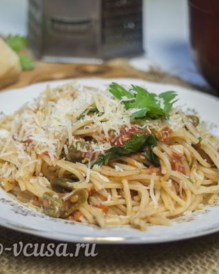 Спагетти Путанеска с помидорами и анчоусами