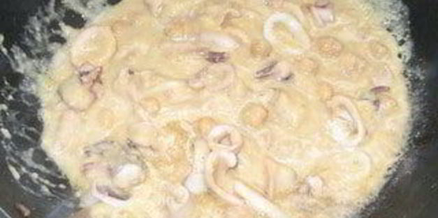 спагетти с кальмарами и нутом