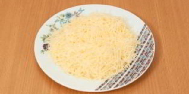 спагетти с креветками и помидорами