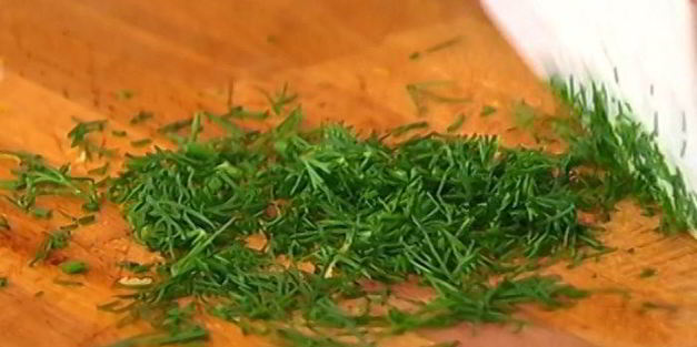 спагетти с семгой и беконом в воке