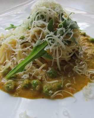 Спагетти с соусом из кабачков