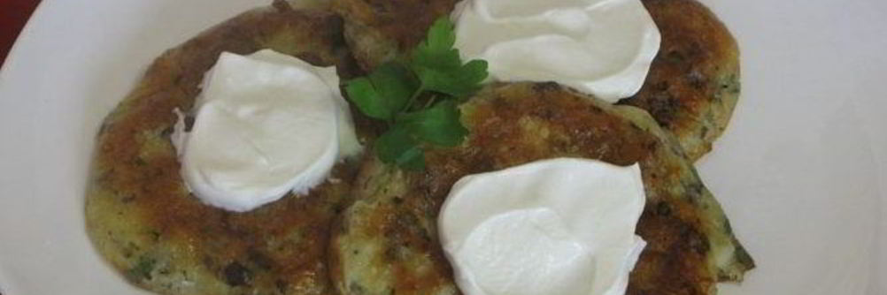 Биточки с грибами и сыром