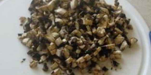 биточки с грибами и сыром