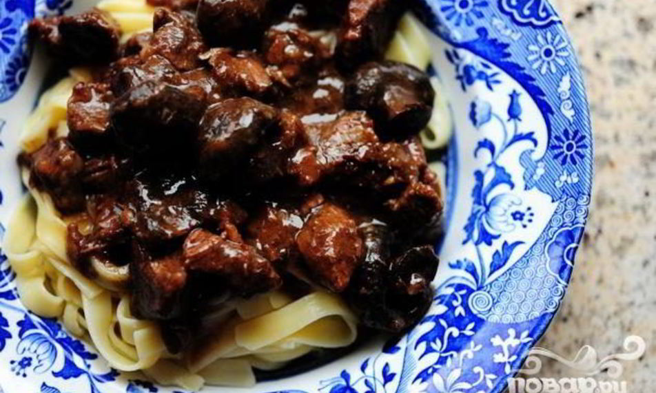 Рецепт говядина тушеная с грибами