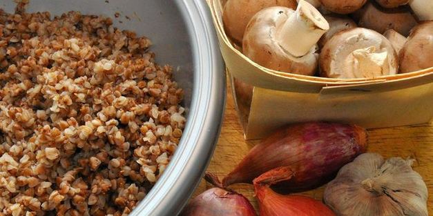 гречневые биточки с грибами