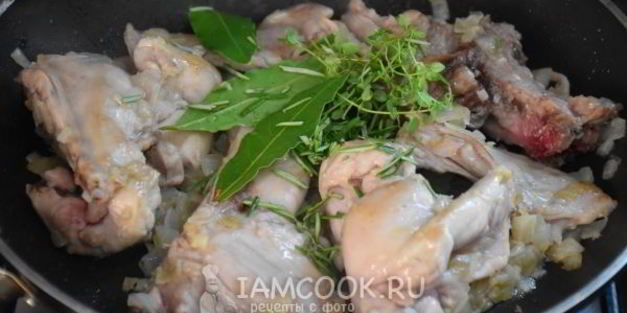 кролик по-средиземноморски