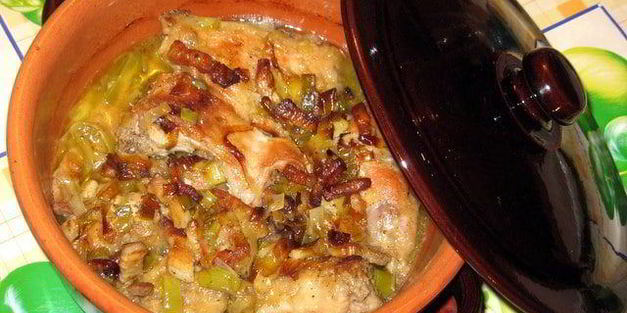 кролик под пивом в горшочке