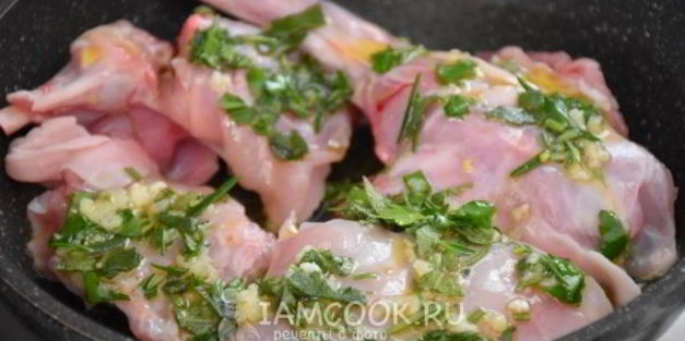 кролик с ароматными травами