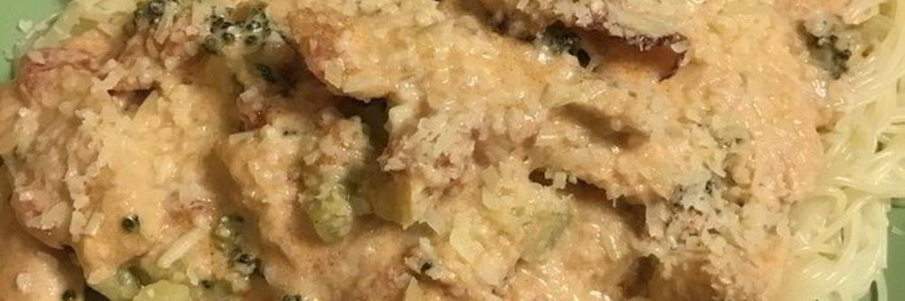 Куриная грудка с томатами в сливках