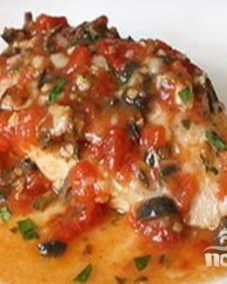 Куриное филе в томатном соусе