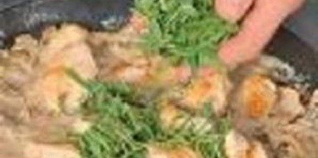 куриные грудки с грибами в меду