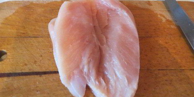 куриные кармашки с начинкой из ананасов и сладкого перца