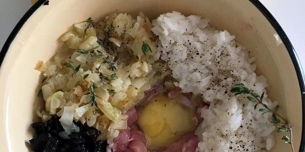 куриные ножки, фаршированные рисом и черносливом