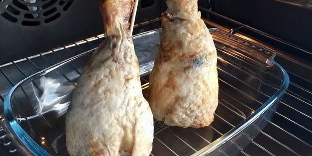 куриные ножки, фаршированные рисом и черносливом